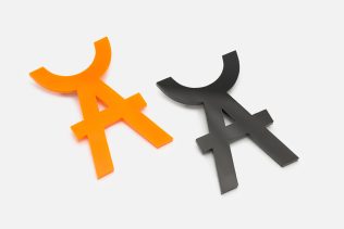 Καρφίτσα Εξορία και Νοσταλγία